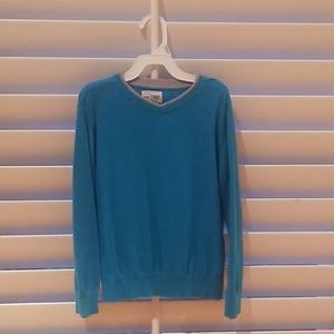 Boy's sweater size 5/6